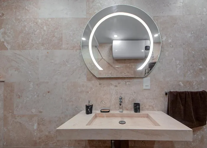 Central Apartments Apartman