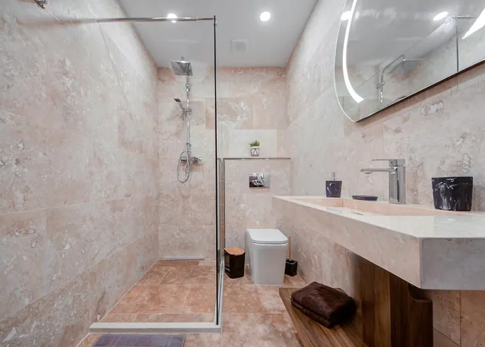 Central Apartments Apartman