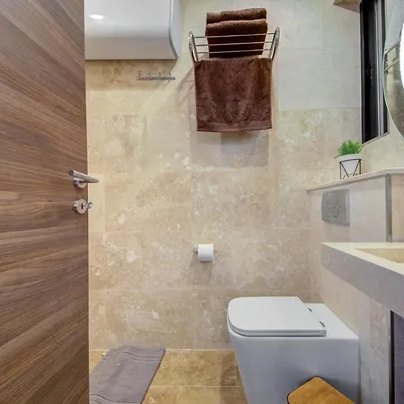 Central Apartments * Σεντ Πόλς Μπέι